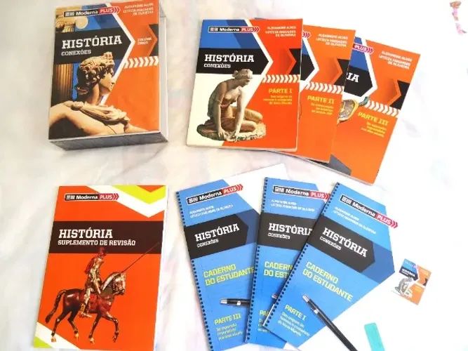 Livros de História coleção Editora Moderna Plus, novíssimos!