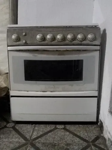 Fogão de 6 bocas a gás para conserto ou retirada de peças