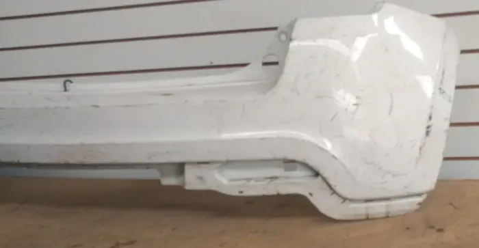 PARA-CHOQUE TRASIERO FIAT IDEA 12/16