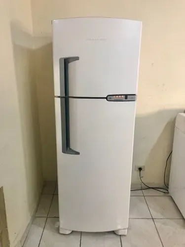 Geladeira Frost free , geladeira Brastemp duas portas 