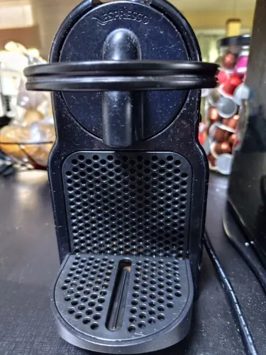Cafeteira Cápsulas Nespresso