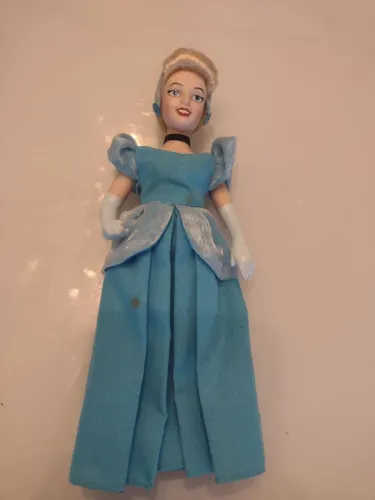 Boneca Disney cinderela 
