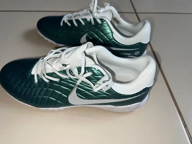 Chuteira society Nike Tiempo Pro (nova)