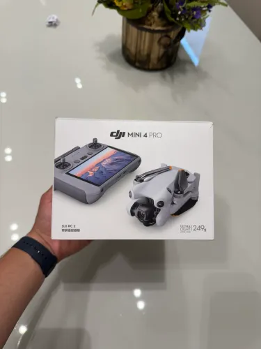 Drone dji mini 4 pro