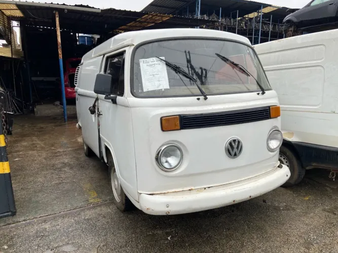 Sucata de Kombi 1600 Ar 2003 P/ retirada de peças (COM NOTA)