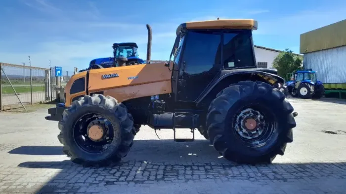 Trator Valtra BH180
