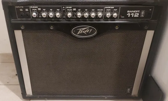 Amplificador Peavey Bandit 112