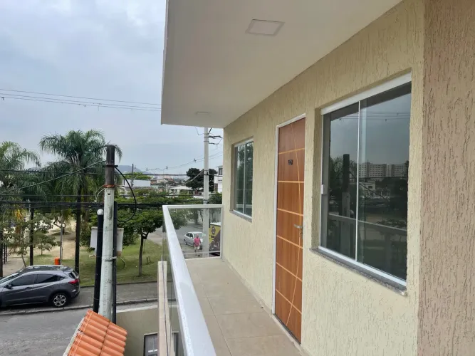 Apartamento dois quartos próximo à Intendente Magalhães.