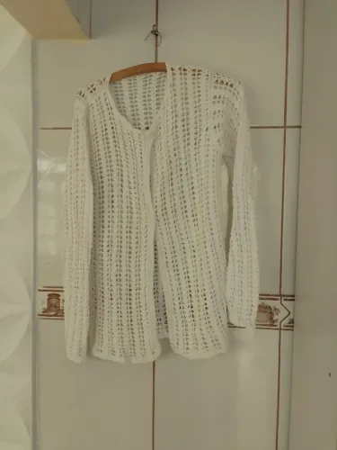 Blusa de crochê cor branca