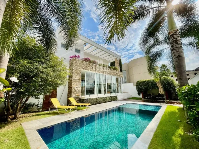 CONDOMINIO PARQUE DAS SAPUCAIAS/ CASA Á VENDA