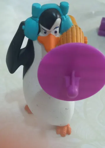 Figura do Pinguim Kowalski - Os Pinguins de Madagascar