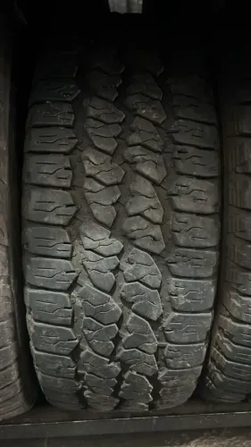  Pneu 205/60/15 Goodyer Wrangler