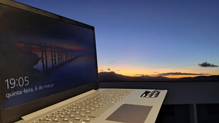 Notebook Lenovo IdeaPad S145 com tela de 15.6 polegadas