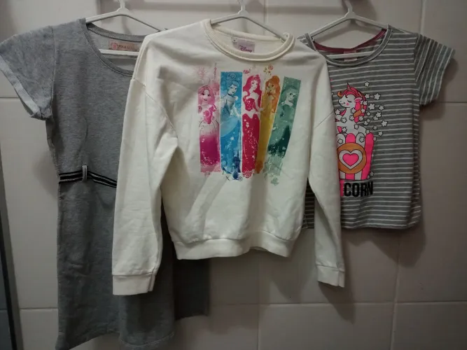 3 Roupas Infantis - Disney, Unicornio e Polo Wear Tam 10 anos 