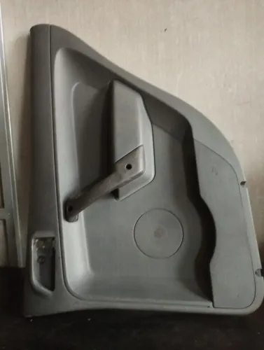 Forro de porta do gol G3 G4 do lado direito original em bom estado 