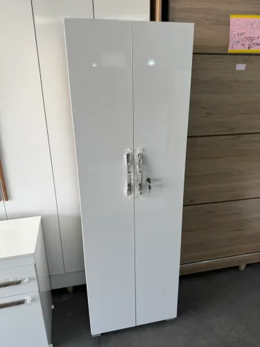 Armário multiuso com chave - entrego hoje