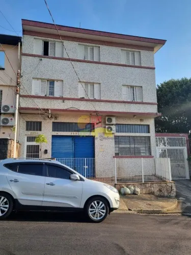 APTO 2 DORMS, SALA 2 AMBS, C/ QUINTAL