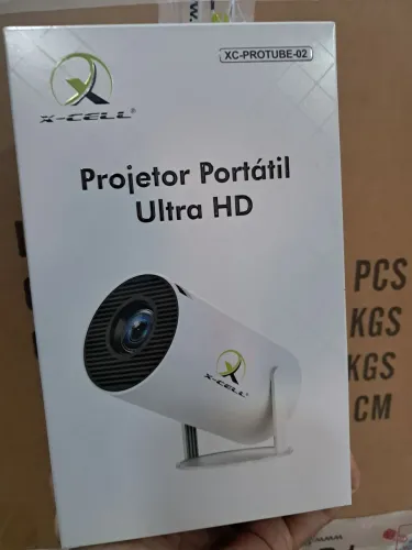 Projetor Portátil Ultra HD X-Cell