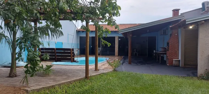 Aluga se Casa  porto maringa 