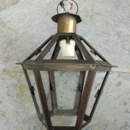 Luminária colonial