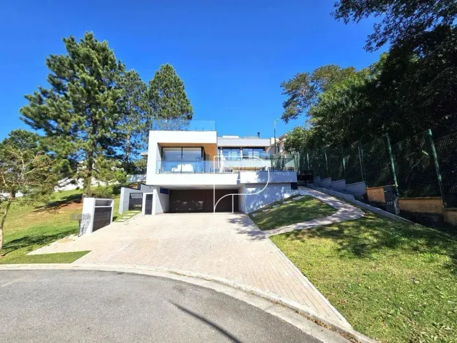 Casa em condomínio na Granja Viana! Alphaville da Granja Viana!