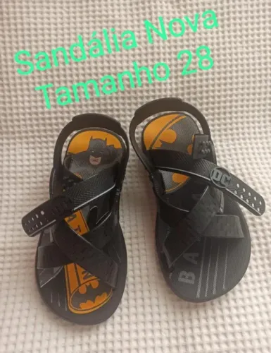 Sandália para menino do Batman