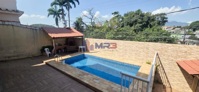 Curicica | Casa 4 quartos, sendo 1 suite