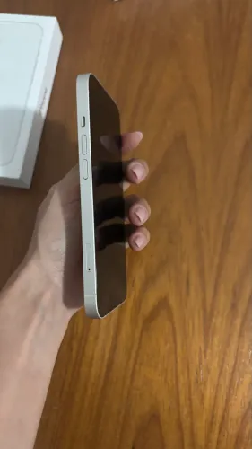 iPhone 13 - 128gb