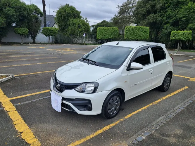 Toyota Etios X 1.3 Flex 16V 5P Mec. 2019