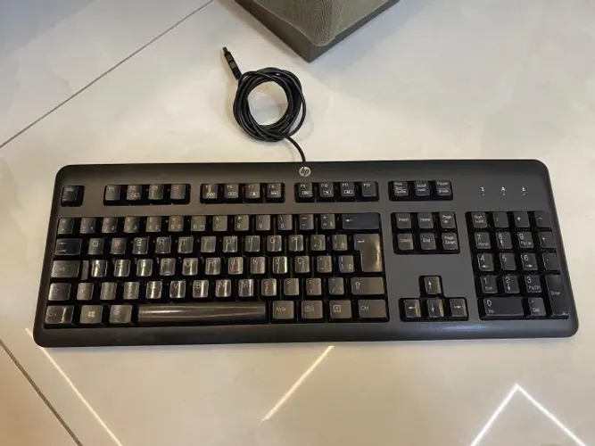 Teclado Com Fio USB HP KU-1156 672647-203 - Usado