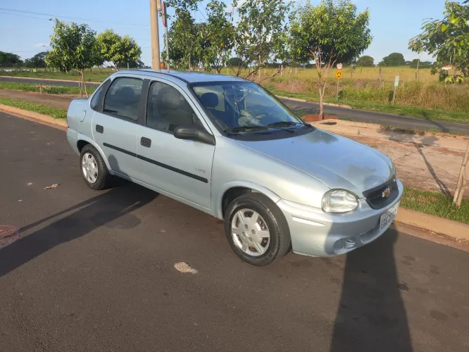 Chevrolet Corsa SED Class.life 1.0/1.0 Flexpower (álcool) 2009