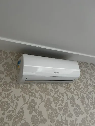 Ar Condicionado Split Frio 9000BTUs 220V One Top Agratto