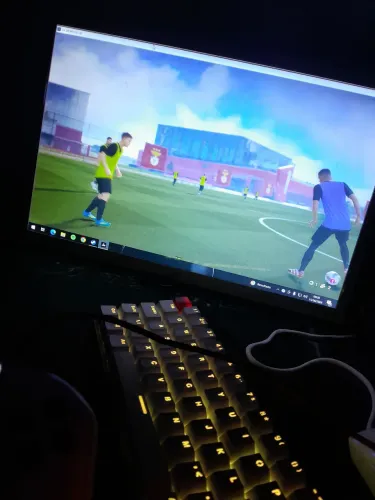 Vende-se PC gamer ddr4 8gb, placa de vídeo rx 550 amd