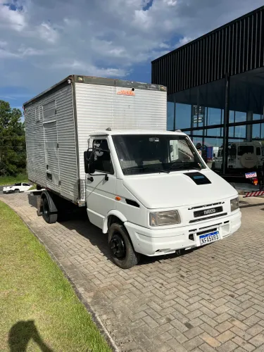 Iveco Daily 5912 2003 Baú
