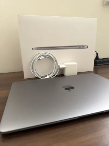 MacBook Air M1