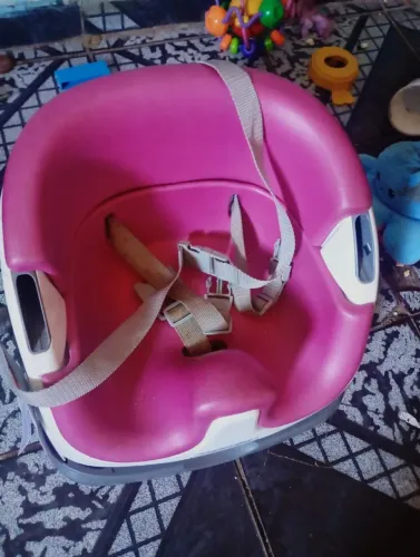 Cadeirinha de alimentação