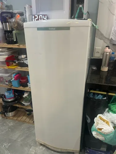 Geladeira cônsul 260 litros