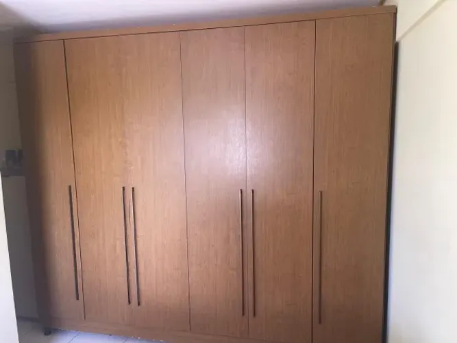Oportunidade: Guarda-roupa Casal Gigante!
