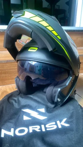 Capacete Norisk FF345 nº 56- Robocop- escamotiável- articulado