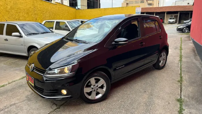 Volkswagen Fox Comfortline 1.6 Flex 8V 5P 2018