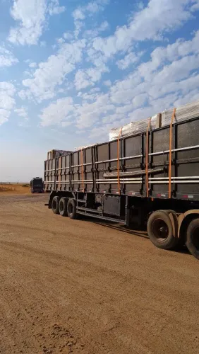 VENDO CARRETA LS GRANELEIRO SR GUERRA 13,5MT 5 TAMPAS