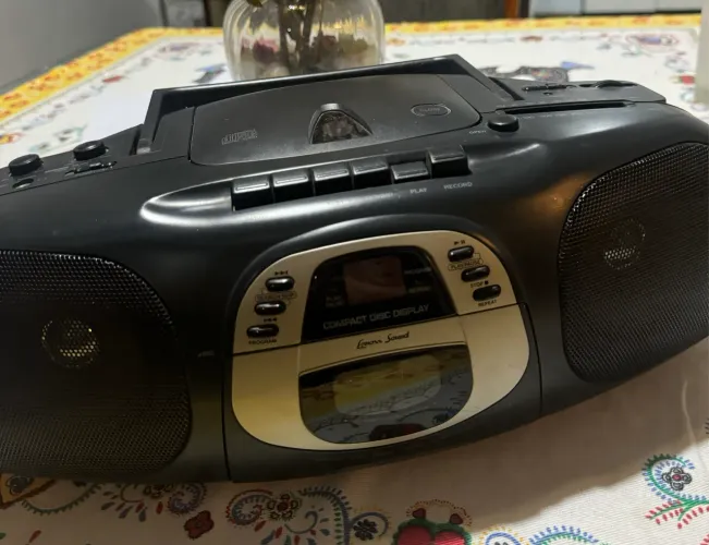 Rádio Vintage dos anos 90- Lenoxx Sound CD-101, AM/FM Stereo, CD e Toca-fitas, 110/220V