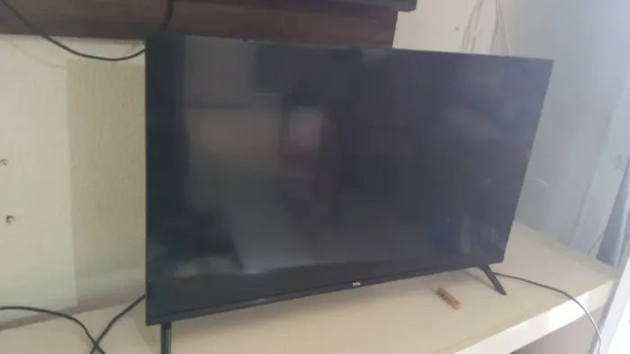 Vende-se TV smart de 32 polegadas