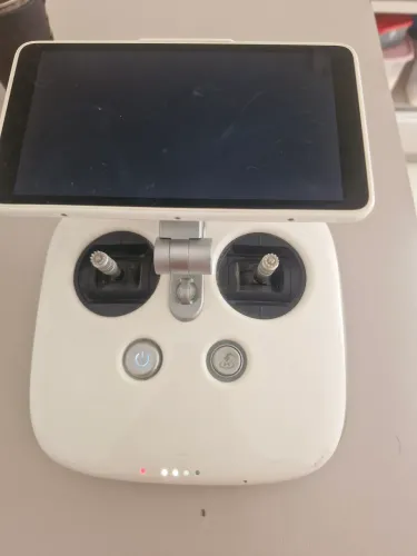 Controle phantom 4 pro plus dji (DEFEITO)