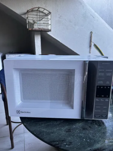 Microondas Electrolux 23L - Branco