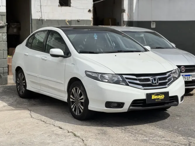 Honda City Sedan LX 1.5 Flex 16V 4P Aut. 2014