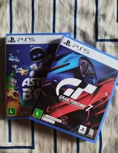 Vendo Astro Bot + Gran Turismo 7 (JUNTOS)