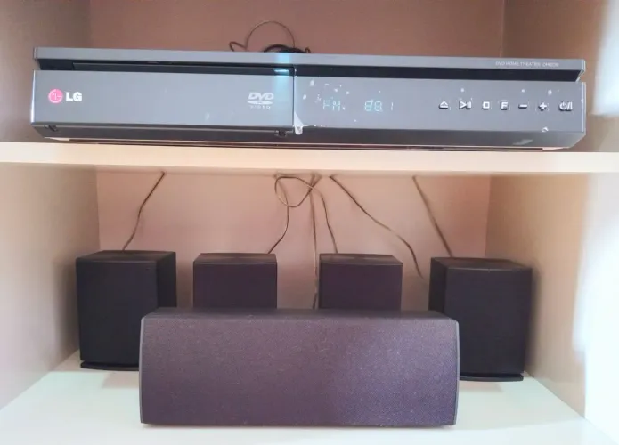 HOME THEATER LG 1000W