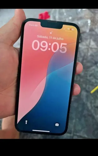 iPhone 13