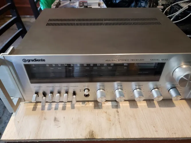 Venda Receiver Gradiente model 1200 impecável 